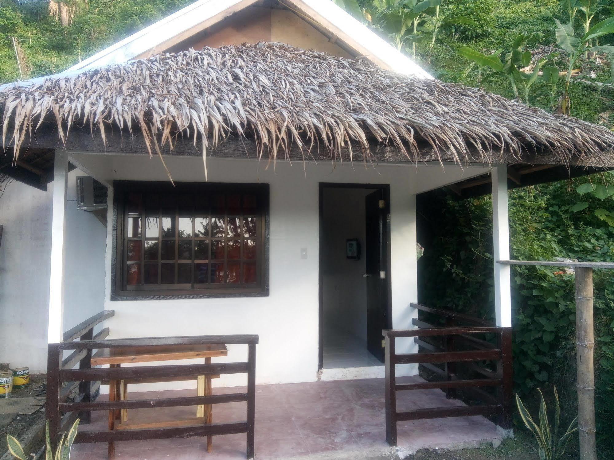 Dahilig Resort Пуерто Галера Екстериор снимка